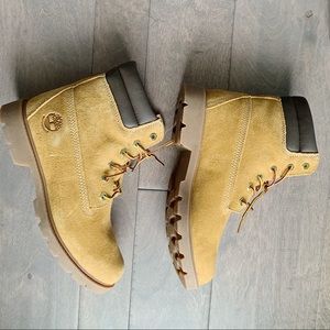 Timberland Hiking Boots (NWOT)